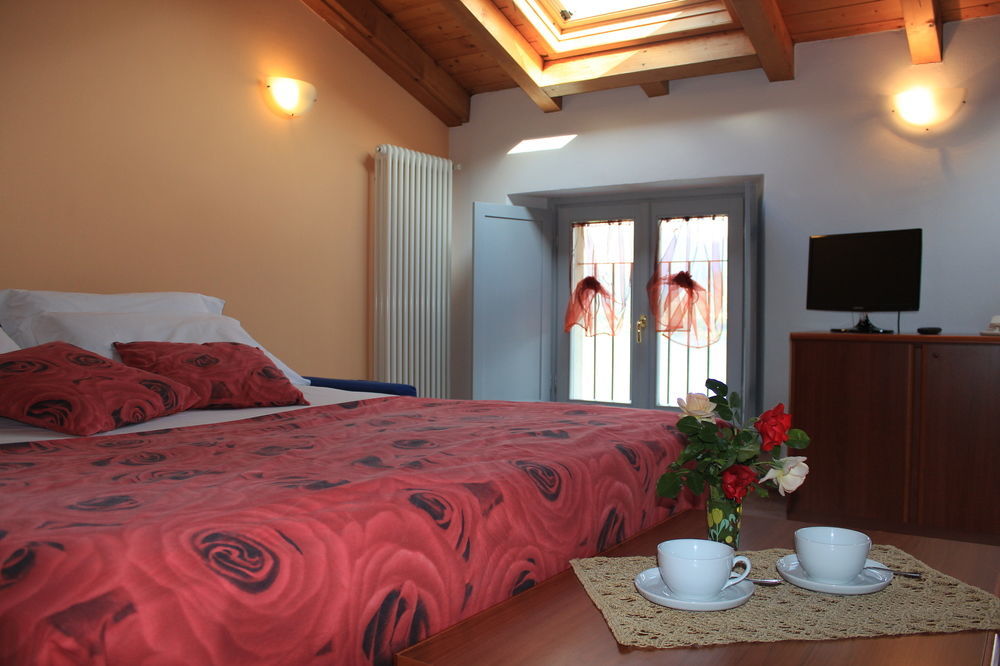 Residence Celeste Mezzegra Dış mekan fotoğraf