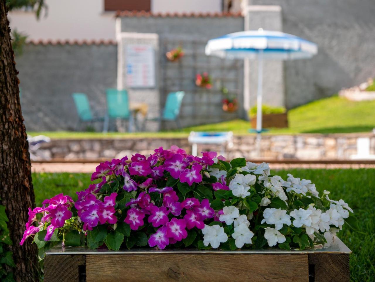 Residence Celeste Mezzegra Dış mekan fotoğraf